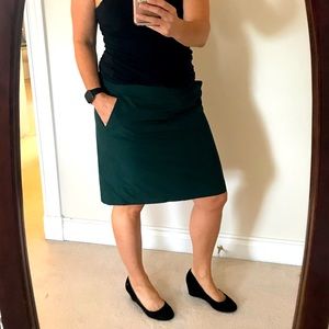 Kenneth Cole skirt with pockets
